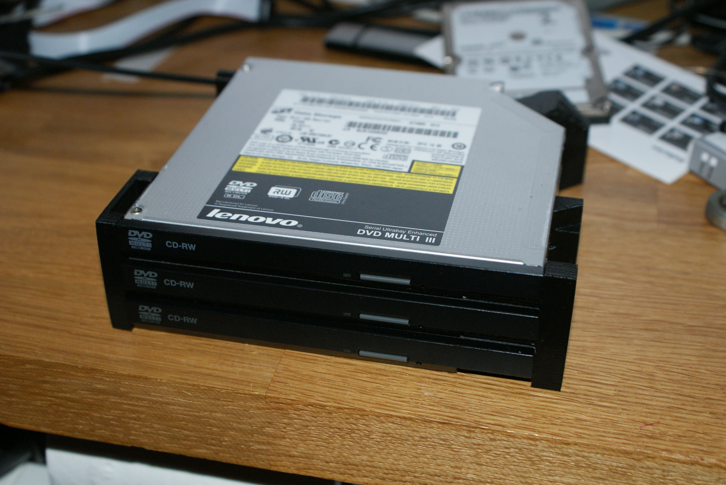 Triple DVD drive :: www.tribbeck.com